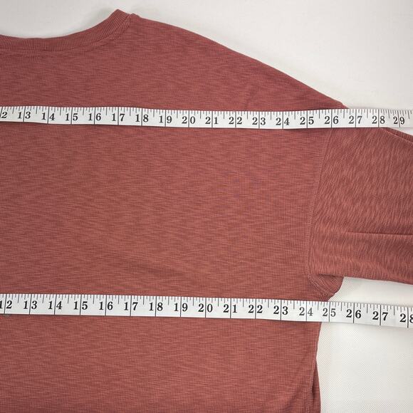 Vuori Sunrise Long Sleeve Crew Top - Picture 6 of 7